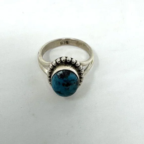 Sterling Silver Ring Turquoise Oval Stone - Picture 3 of 6